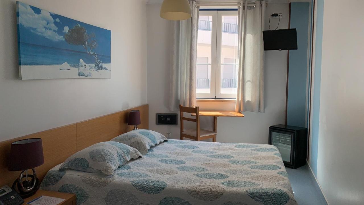 Weaa Hotel Назаре Екстериор снимка