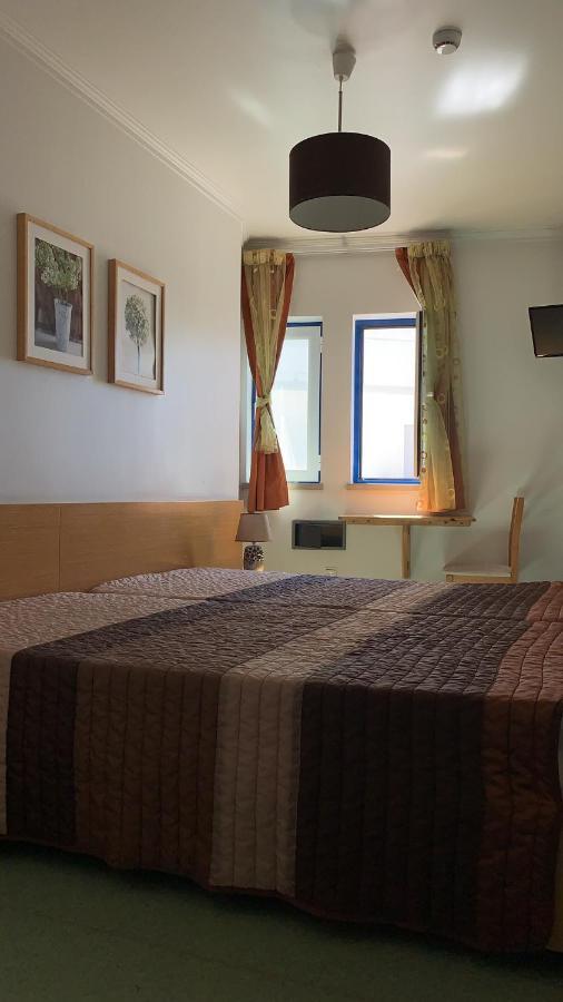 Weaa Hotel Назаре Екстериор снимка