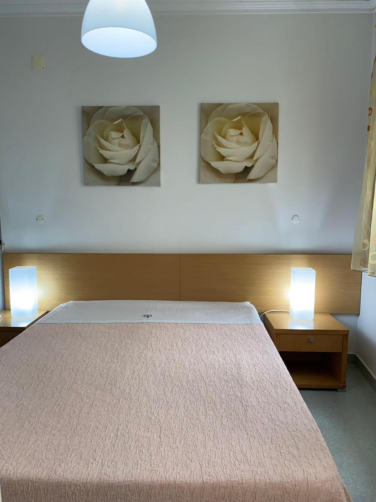 Weaa Hotel Назаре Екстериор снимка