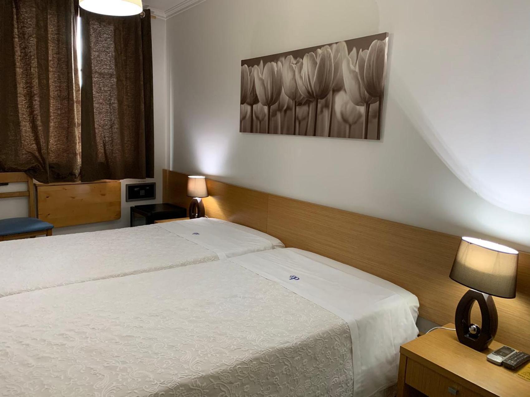 Weaa Hotel Назаре Екстериор снимка